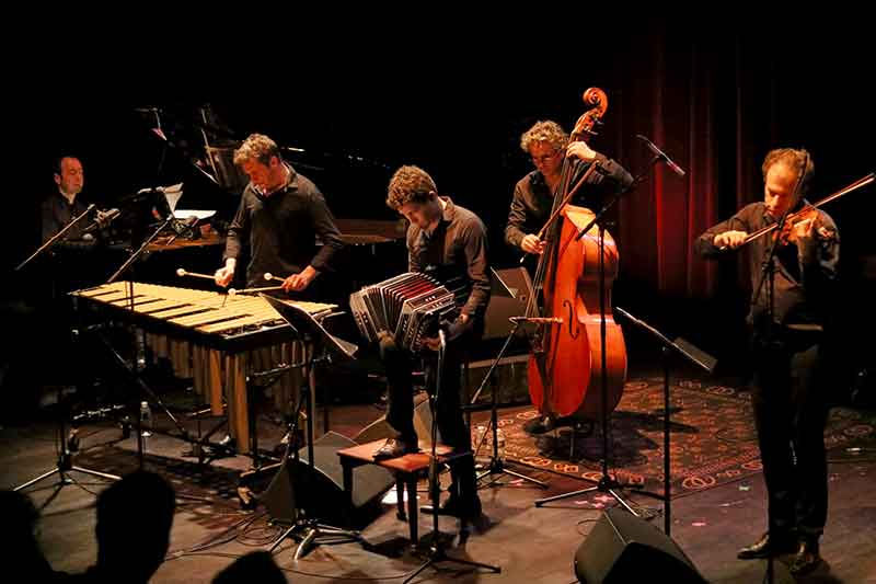 Le quatuor Caliente invite Vincent Maillard : « Liber'Tango » Tribute to Gary Burton
